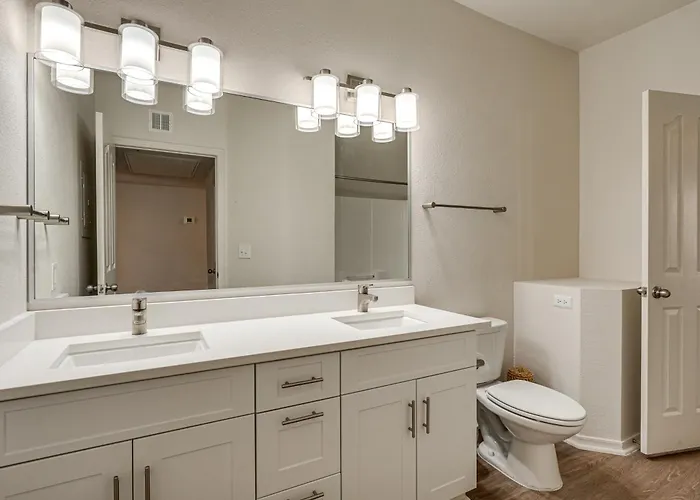 Patio + Community Perks: Stylish Escape * Scottsdale